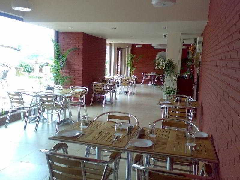 Sun City Resort Baga Exterior foto